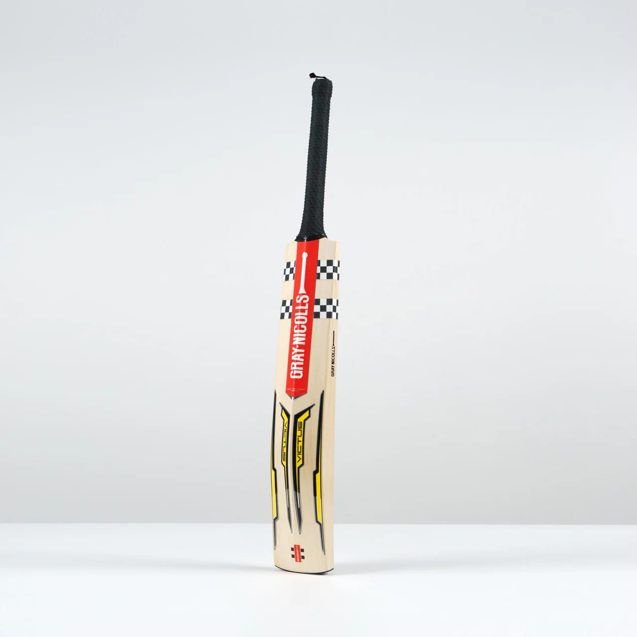 Victus 200 Cricket Bat - main product image