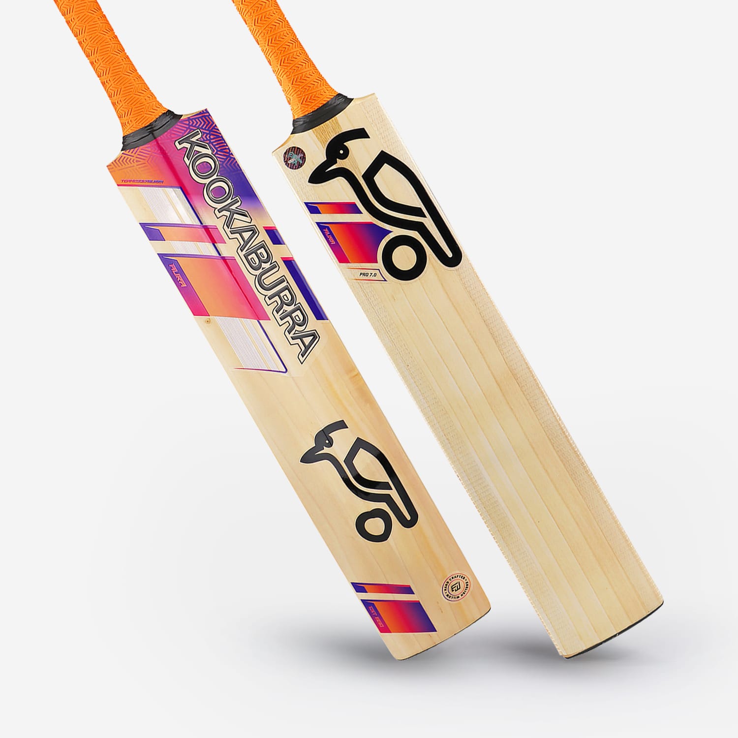 AURA PRO 7.0 JUNIOR CRICKET BAT - main product image