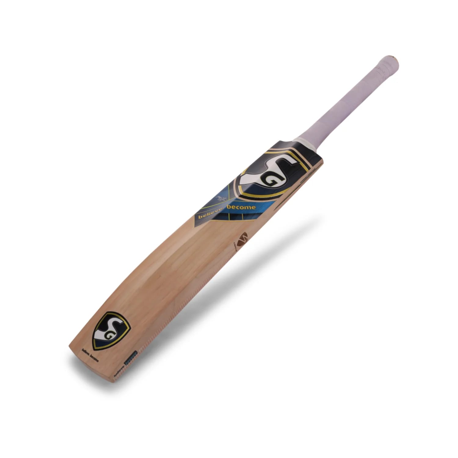 IK Pro Kashmir Willow Cricket Bat - main product image